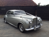 Mary – 1958 Classic Silver Bentley